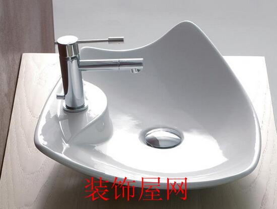 电水龙头什么牌子好